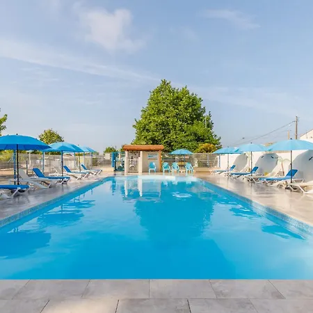 Camping Bel Air Village La Baie